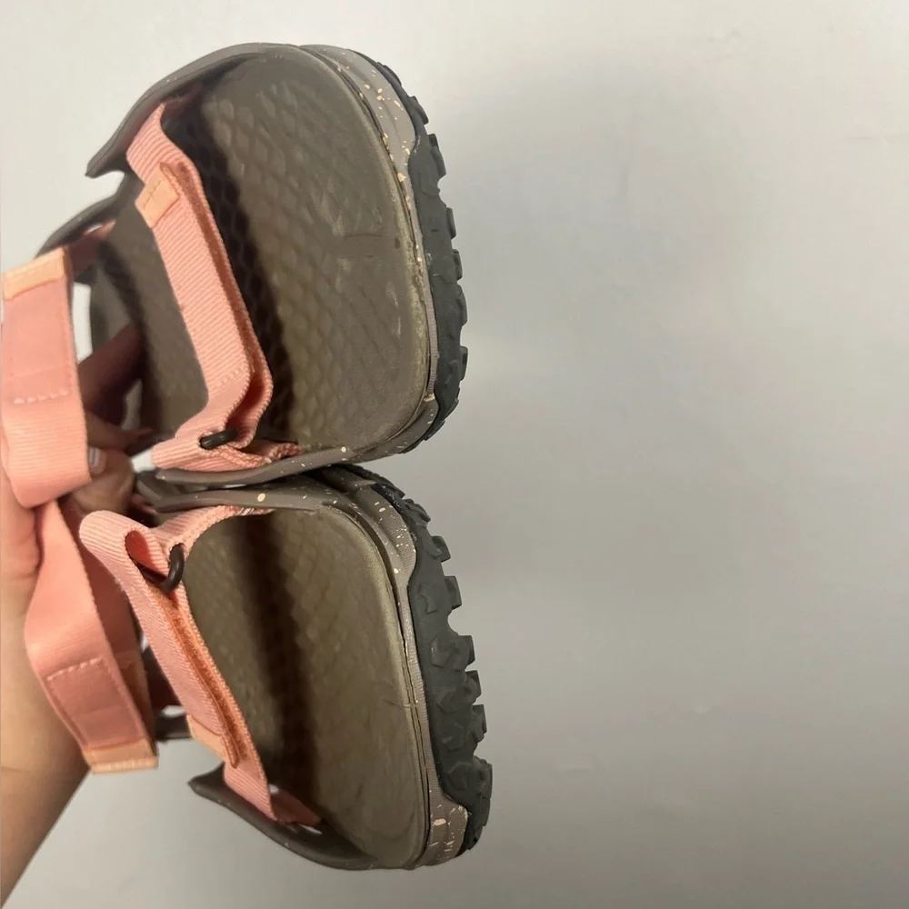 Merrell Women's Hydrotrekker Strap Water Shoe pink size women’s 11